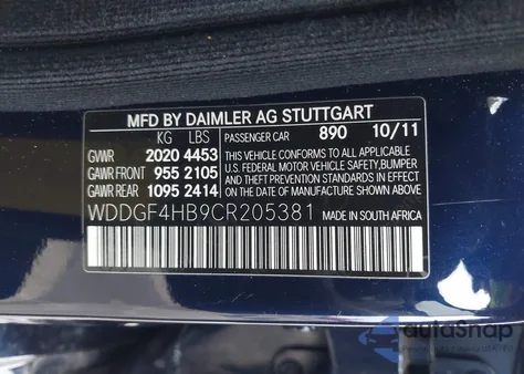 2012 Mercedes-Benz C 250 Sport z USA, uszkodzony, nr VIN WDDGF4HB9CR205381